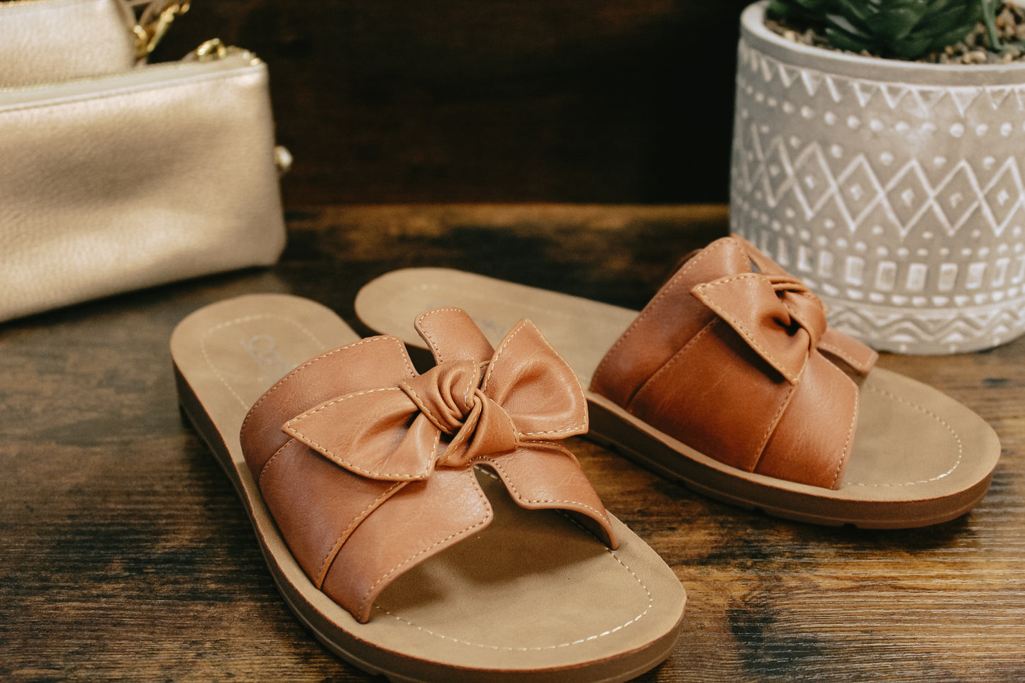Cognac Rock the Bowt Sandals