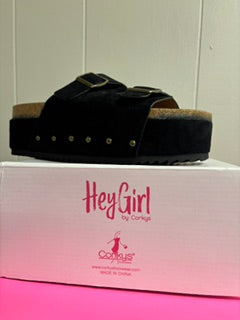 Black Wannabe Platform Sandal