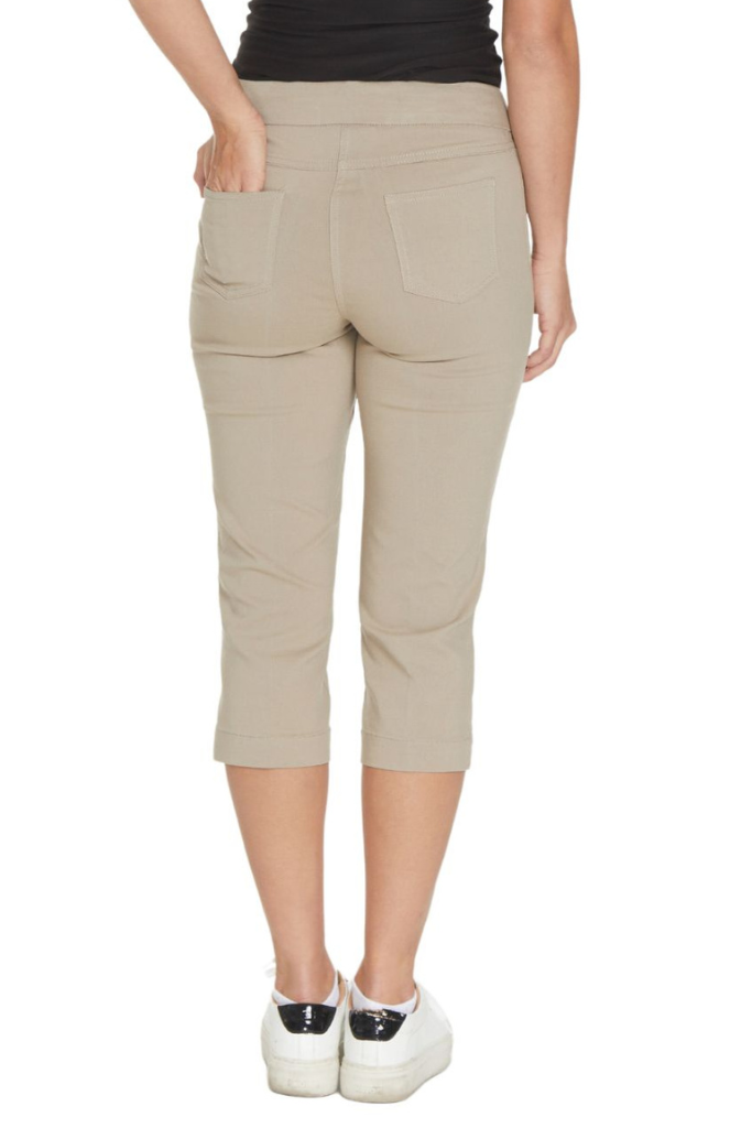 Khaki Pull On Capris With Back Pockets