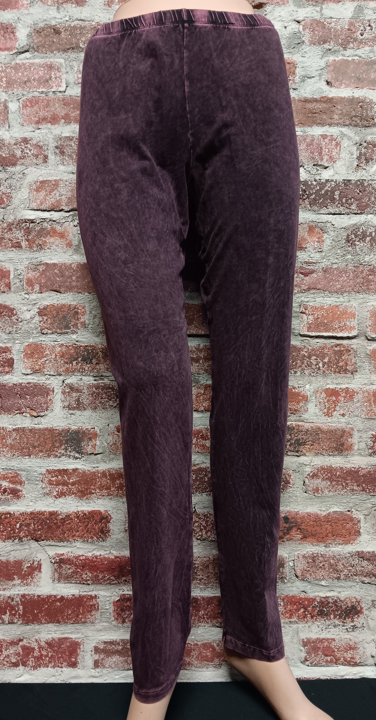 Wine Mineral Wash Leggings