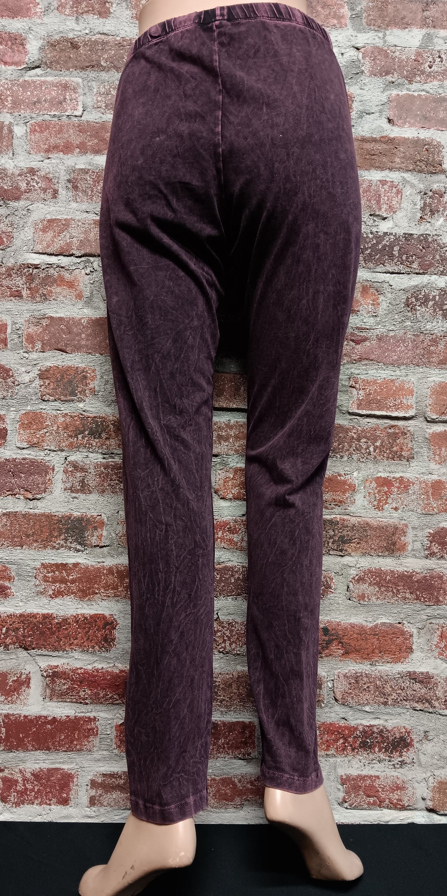 Wine Mineral Wash Leggings